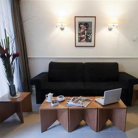 San Giacomo 32 Неаполь